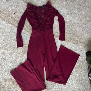 Size XS in burgundy color